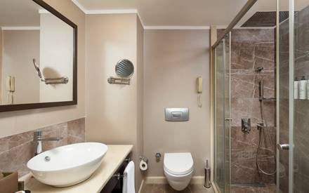 Friends Suite Sea View Room